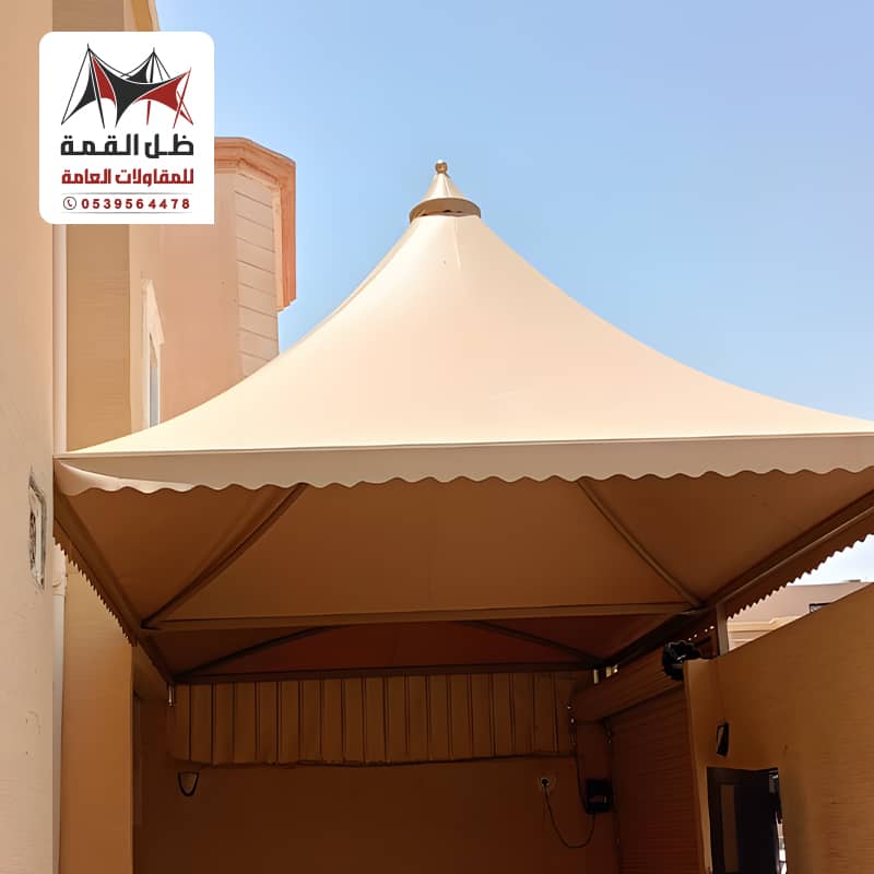 مظلات سيارات هرمية ممتاوة لتصريف المياه